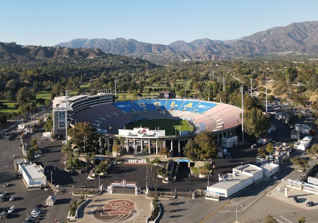 an overhead view of the Rose Bowl in Pasadena